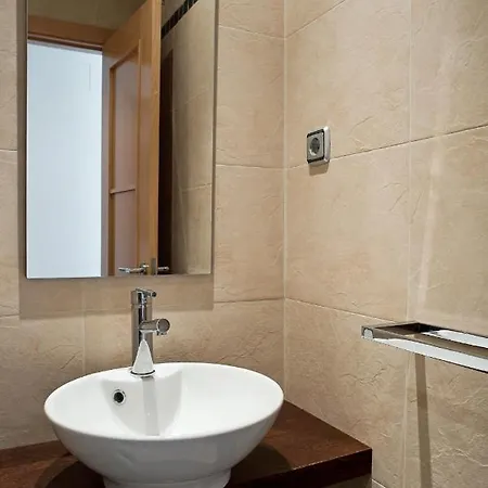 Urbanchicmalaga 3-bedroom Sea Mountain Views, Pool, Parking Торремолинос